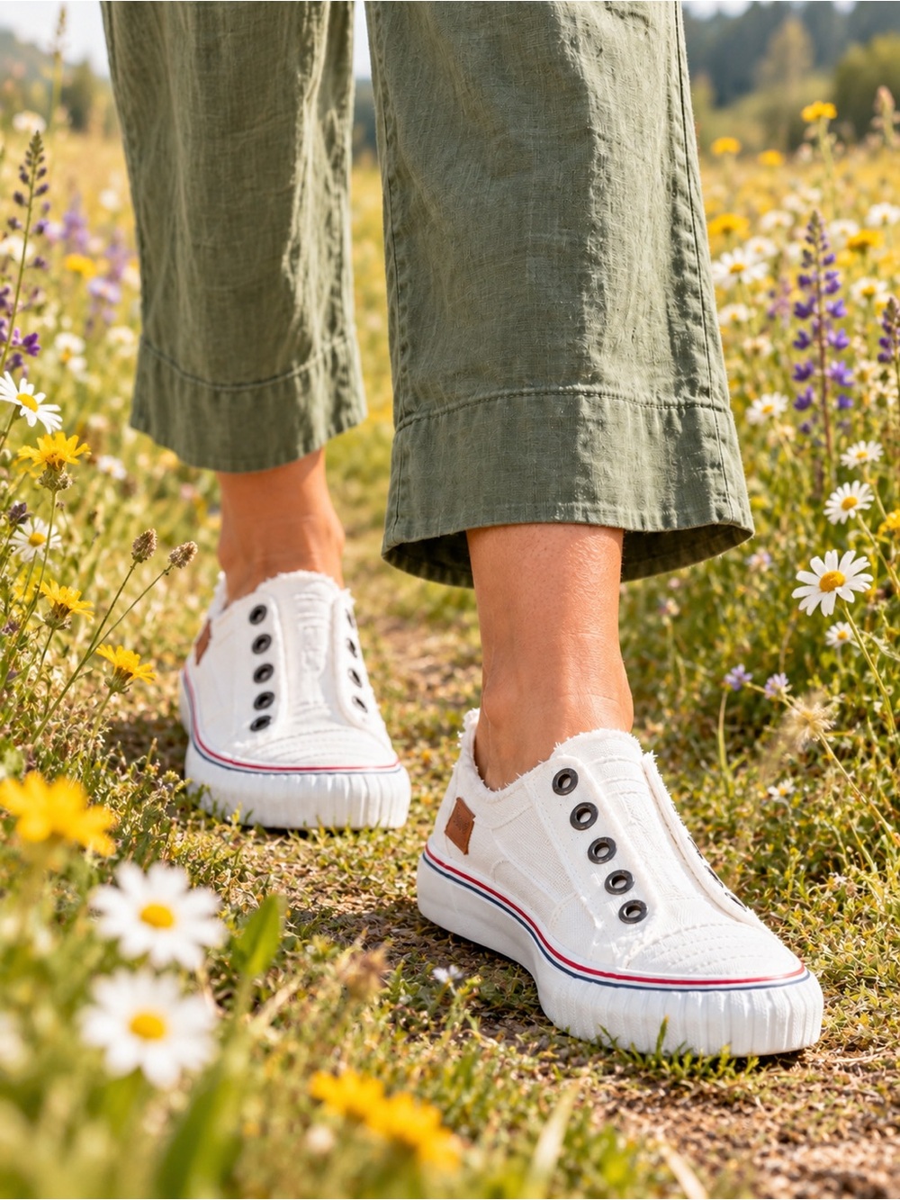Brand New! Blowfish “Play” White Slip-On Canvas Sneakers with Red-Trim Accent